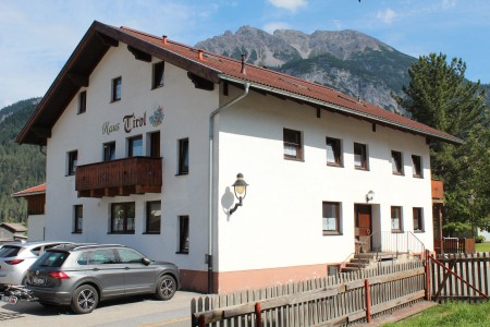 Friedberger Haus Tirol, Vorderhornbach